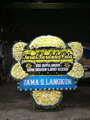 Papan Bunga Duka di Nagarapadang