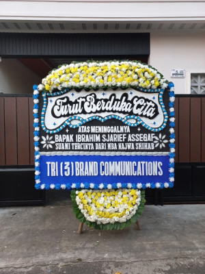 Papan Bunga Duka di Nagarapadang